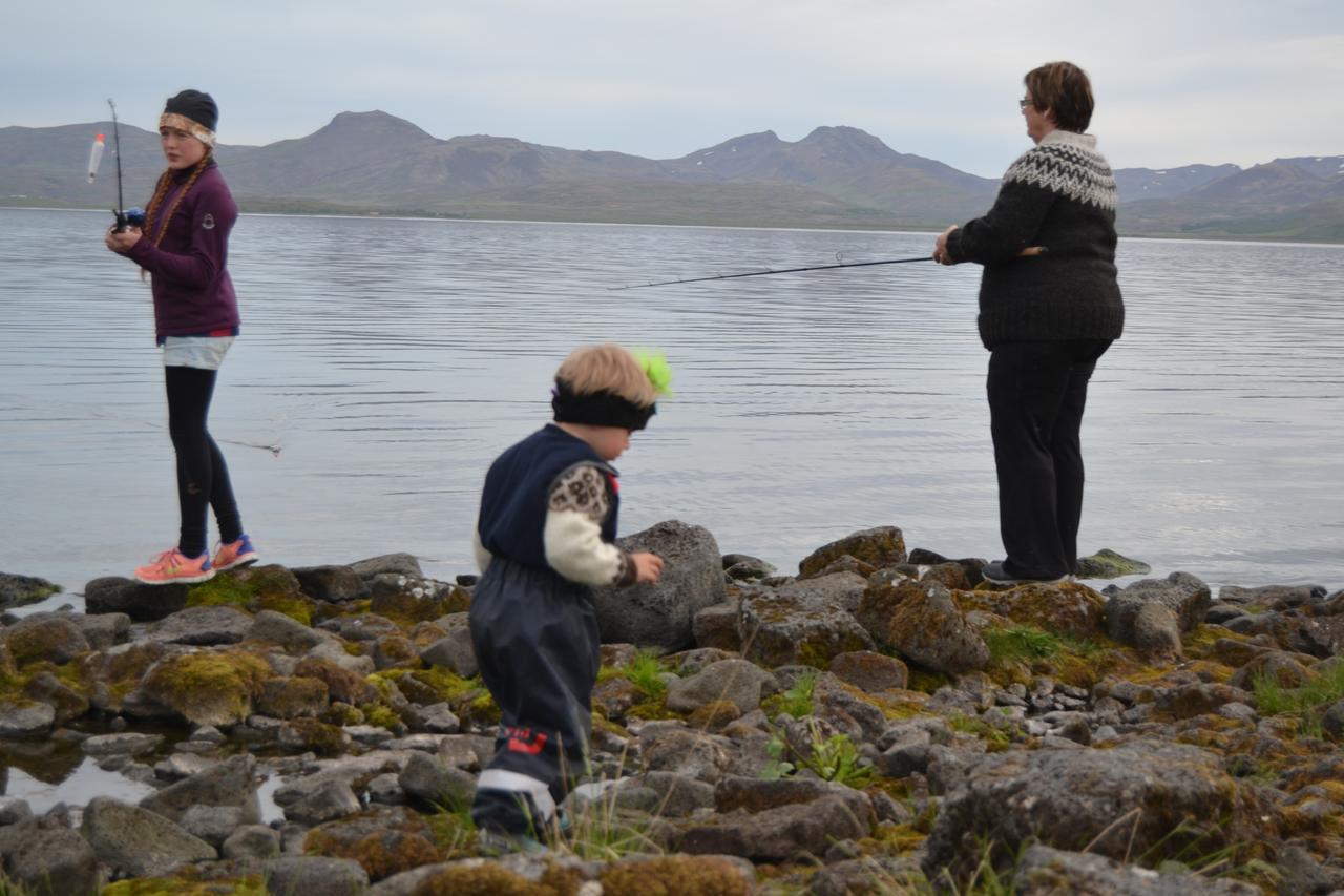 Thingvellir Lake Cottage Veithilundur ภายนอก รูปภาพ